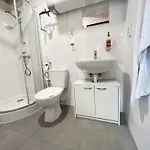 Apartman C4 Tomkova 142 Centrum Hk *