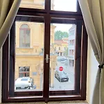 C4 Tomkova 142 Centrum Hk Χράντεκ Κράλοβε