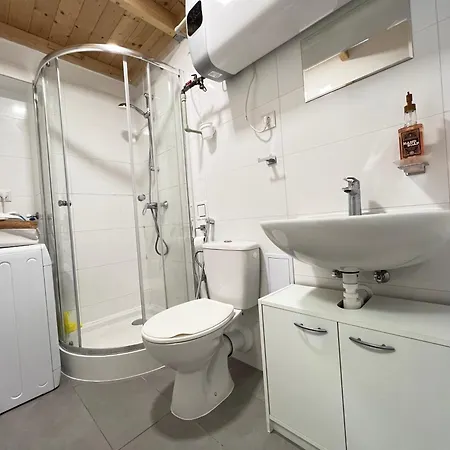 Apartament C4 Tomkova 142 Centrum Hk