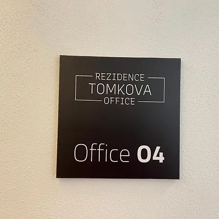 C4 Tomkova 142 Centrum Hk Apartament Hradec Králové