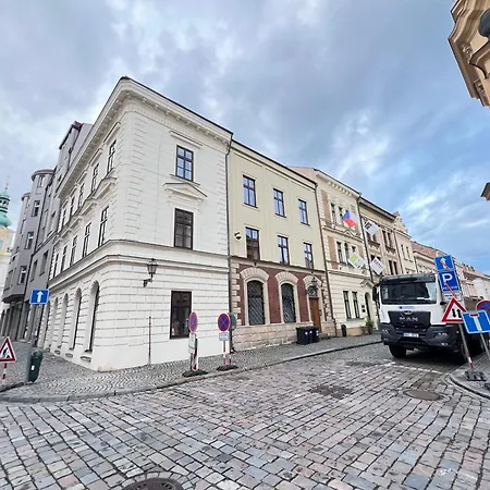 Διαμέρισμα C4 Tomkova 142 Centrum Hk Χράντεκ Κράλοβε